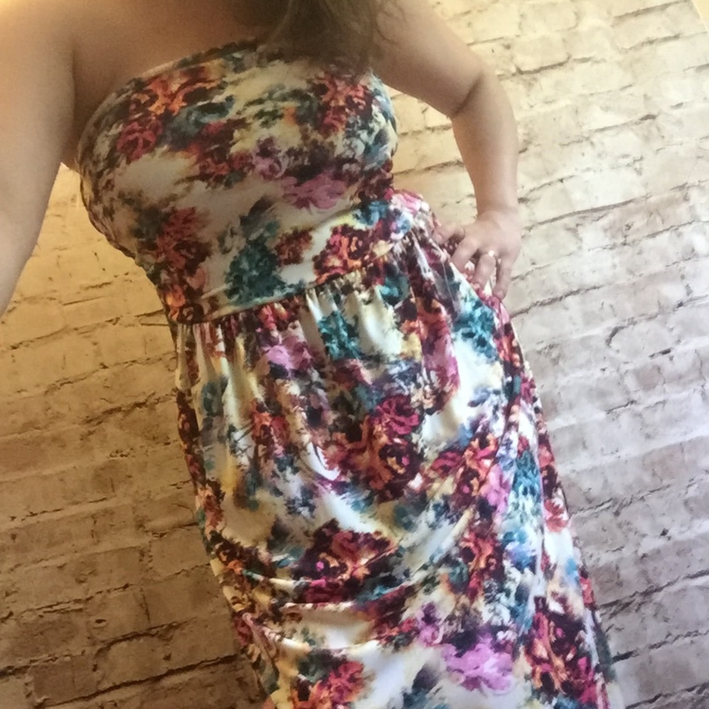 2 LEFT! Floral Maxi - NWT - Picture 3 of 8
